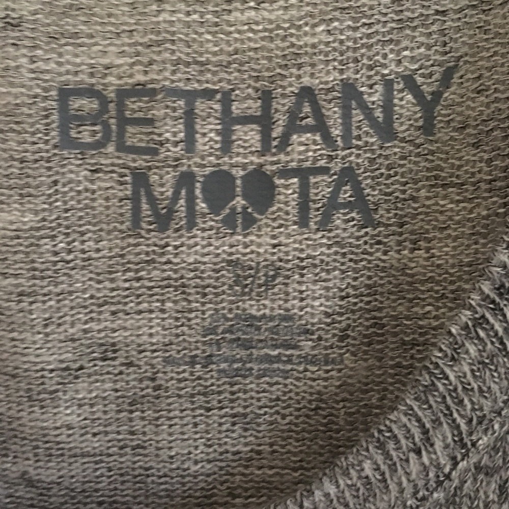 Bethany Mota grey fox knit sweater - Picture 3 of 4